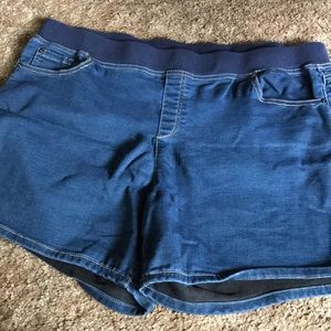 Women’s Shorts
